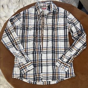 Wrangler White and Brown Plaid Button-Down Shirt
